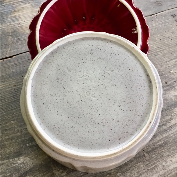 MCM Valley Vista California Server Red Floral Lid - Picture 5 of 9